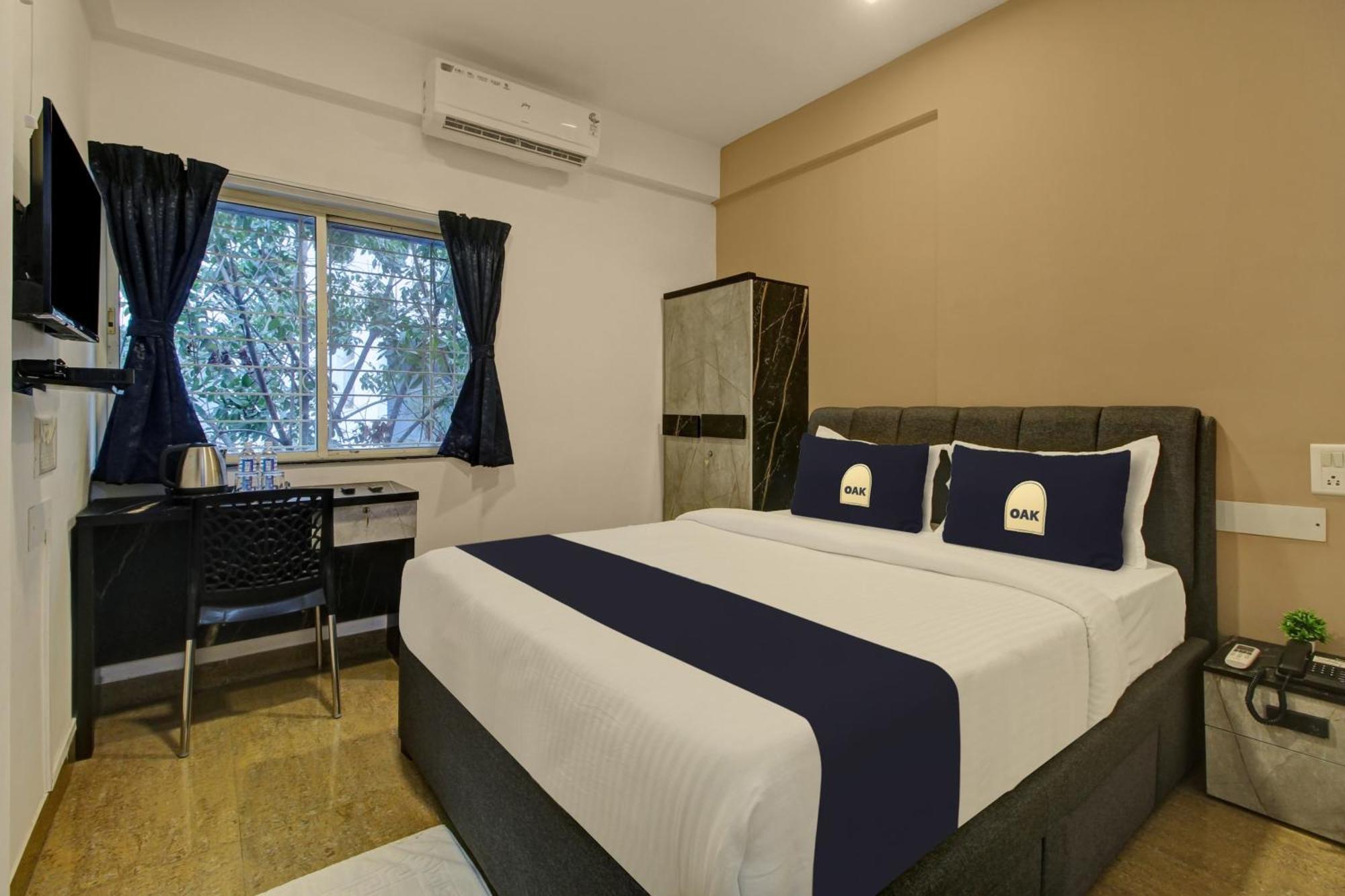 Super Collection O Grey House Hotel Pune Bagian luar foto