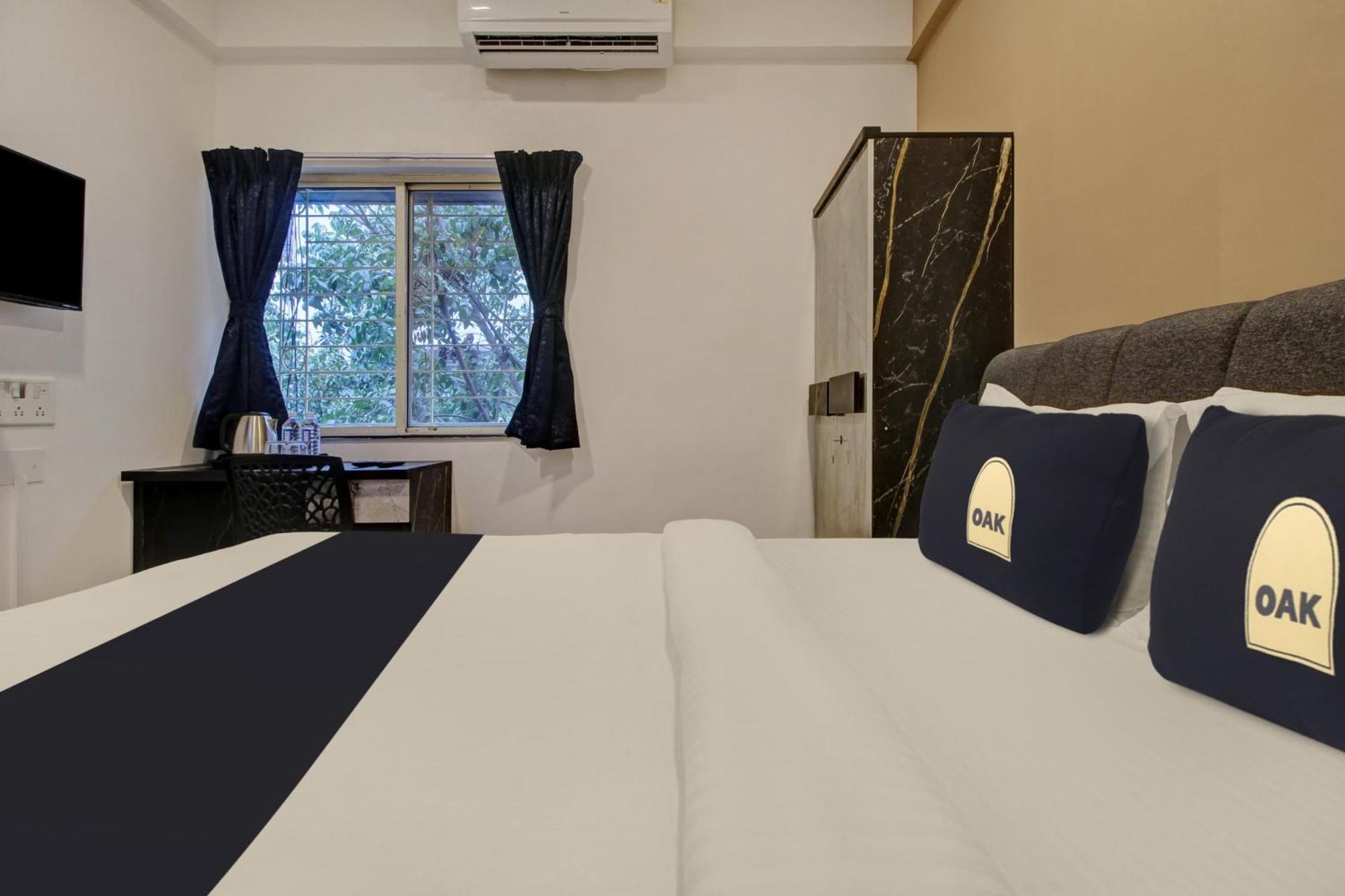 Super Collection O Grey House Hotel Pune Bagian luar foto