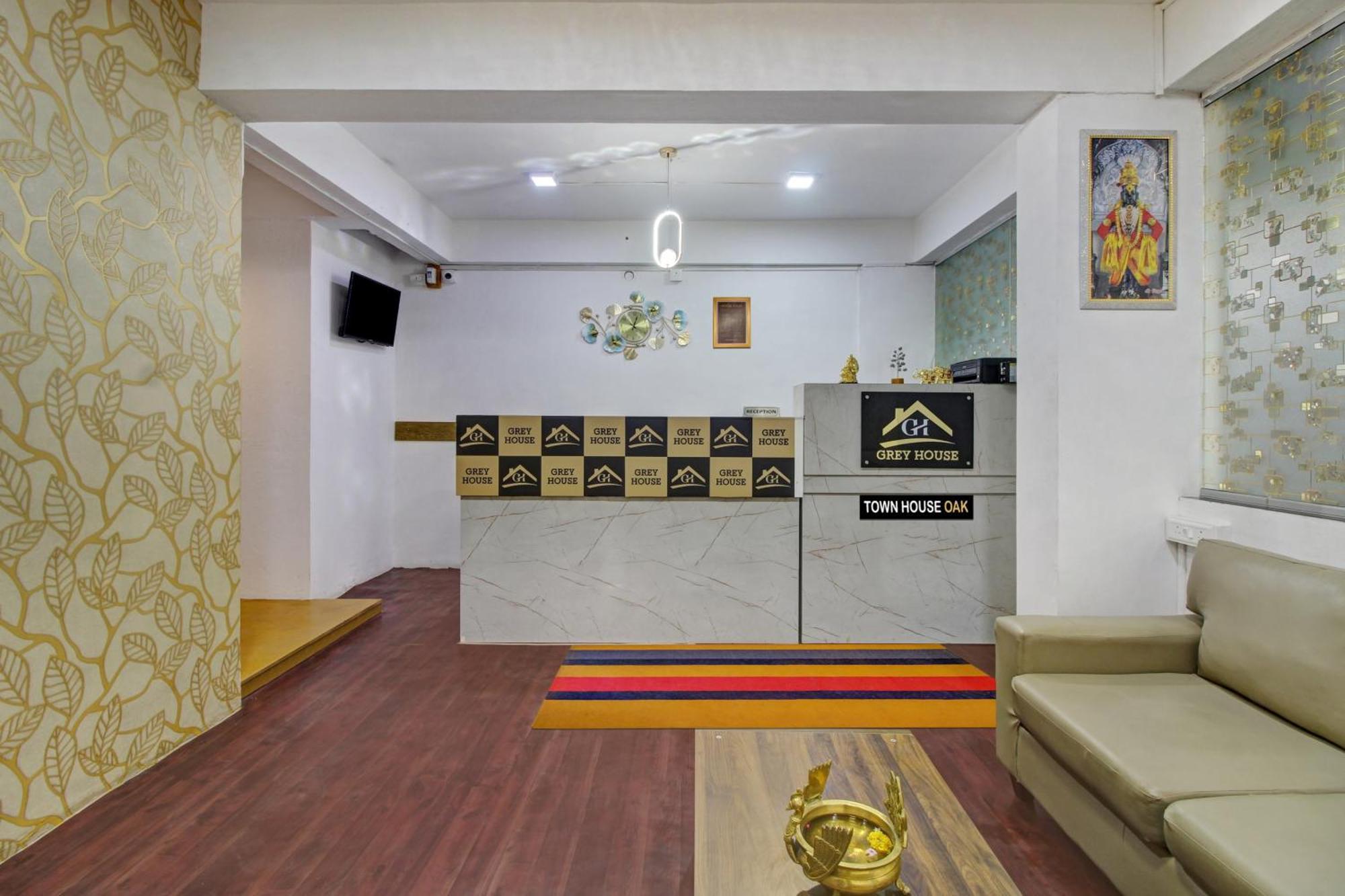 Super Collection O Grey House Hotel Pune Bagian luar foto
