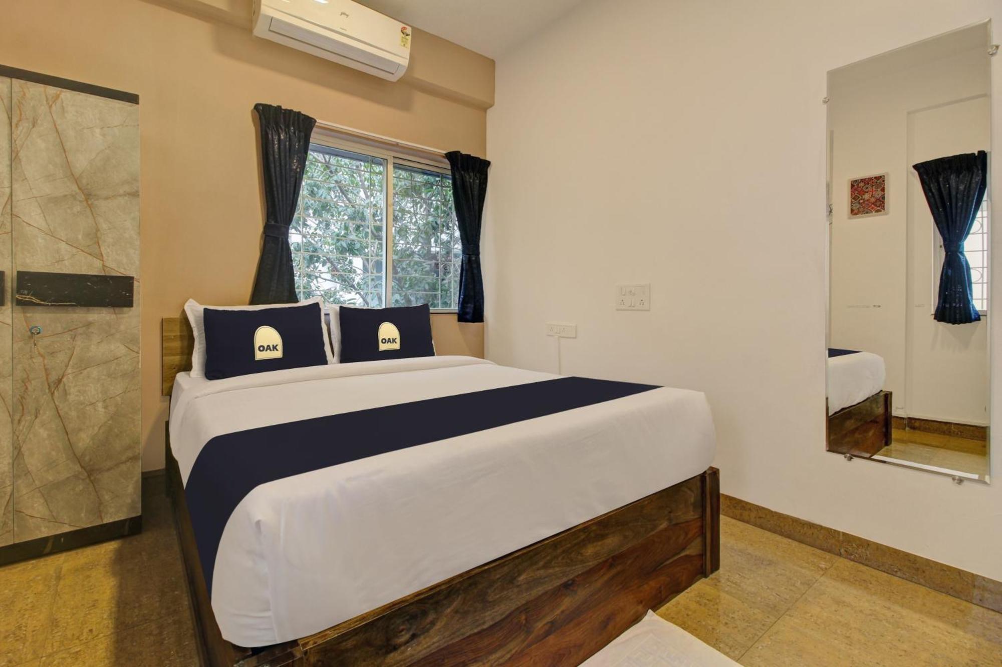 Super Collection O Grey House Hotel Pune Bagian luar foto
